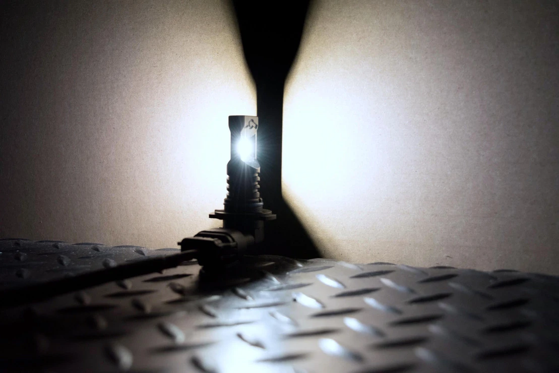 5202/2504: Xenon Depot CMB LED Bulbs 4 5202/2504: Xenon Depot CMB LED Bulbs - Image 3