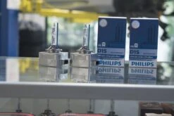 D1S: Philips 85415 WHV2 White Vision Gen 2 -Winnipeg Hid Store 27263.D1S Philips 85415 WHV2 White Vision.070